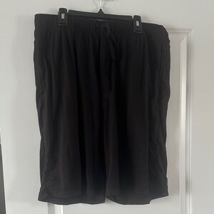 📌3 for $20📌32 Degrees Black Cool Shorts size L